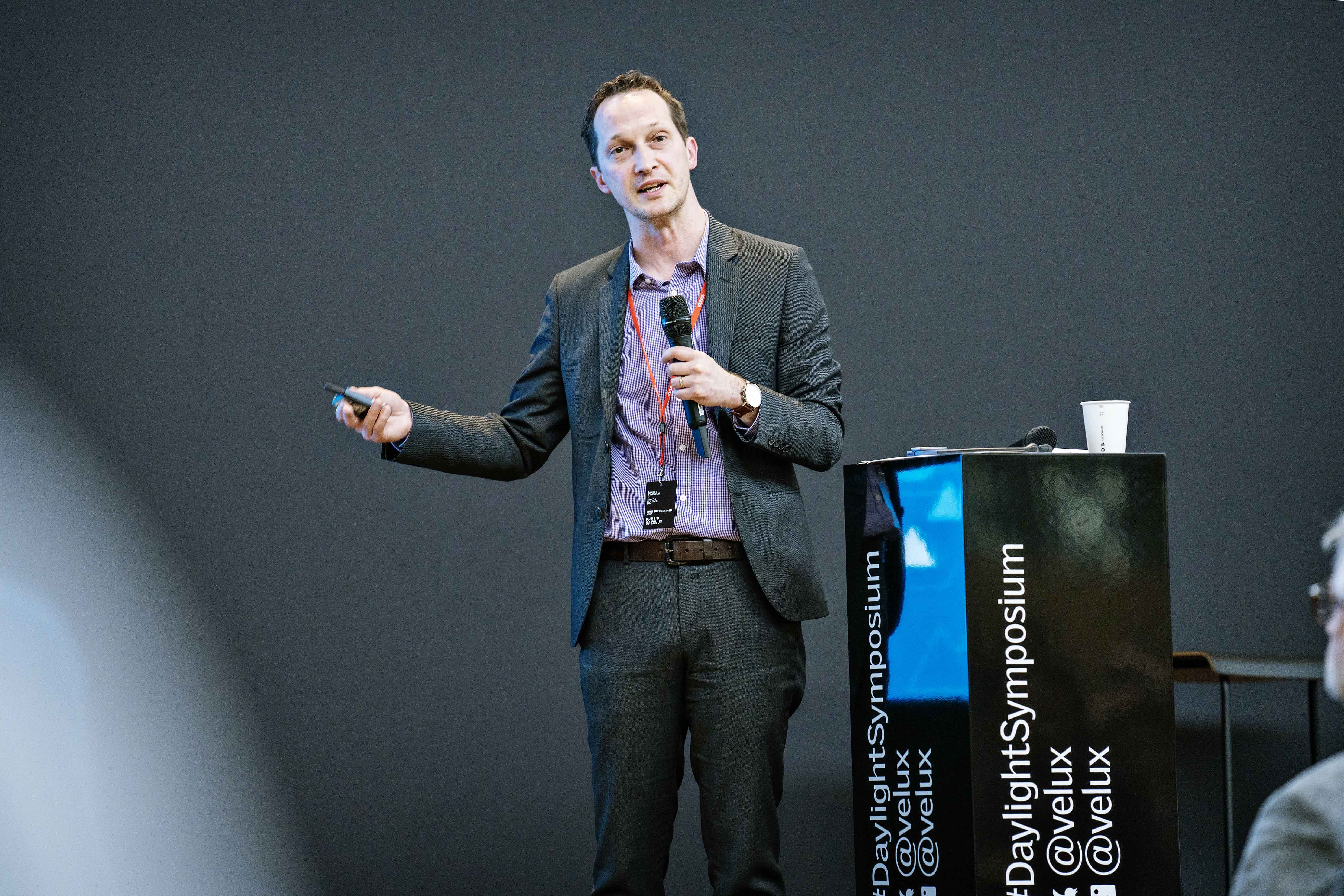 VELUX 191009 PARIS 2892