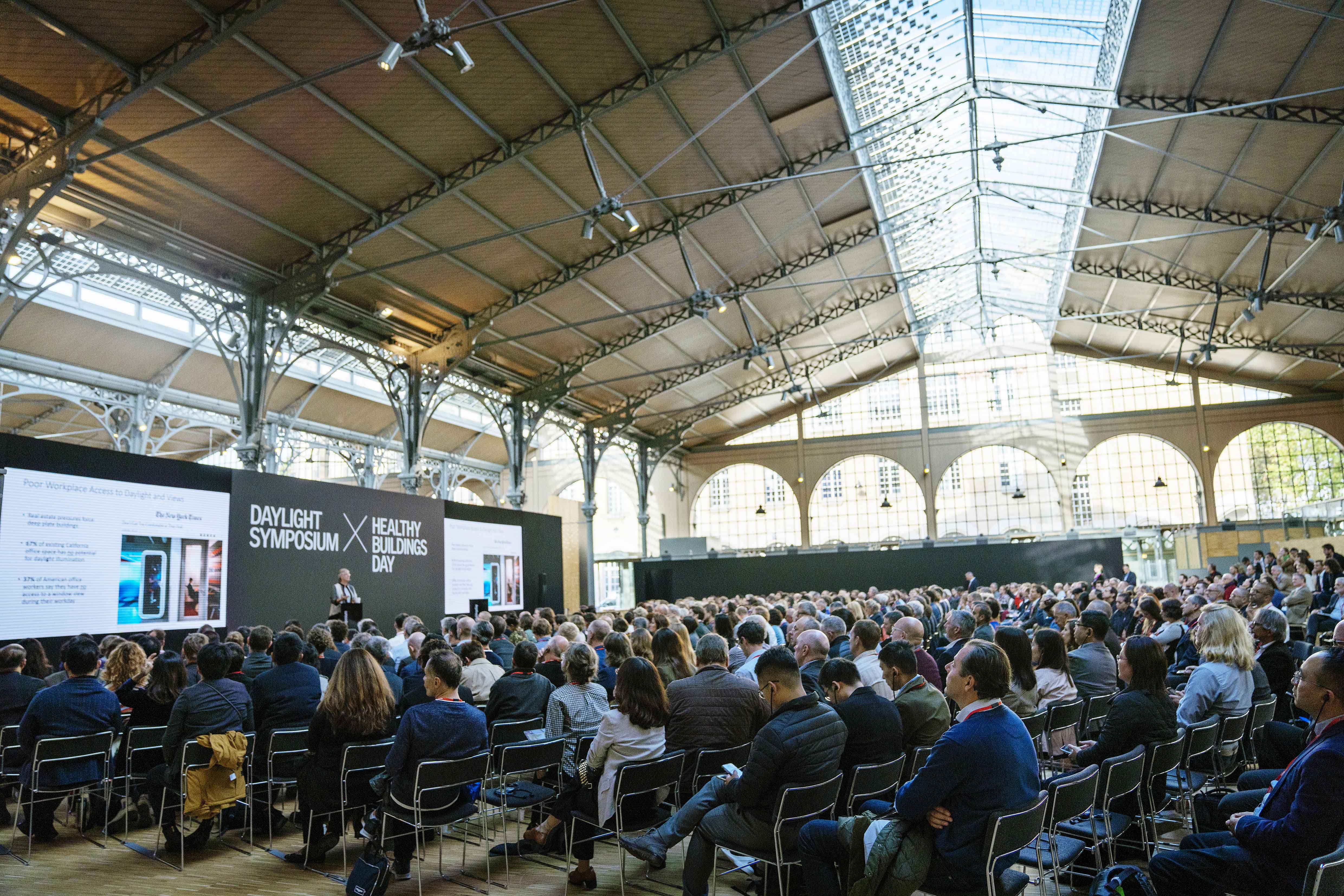 VELUX 191009 PARIS 1610