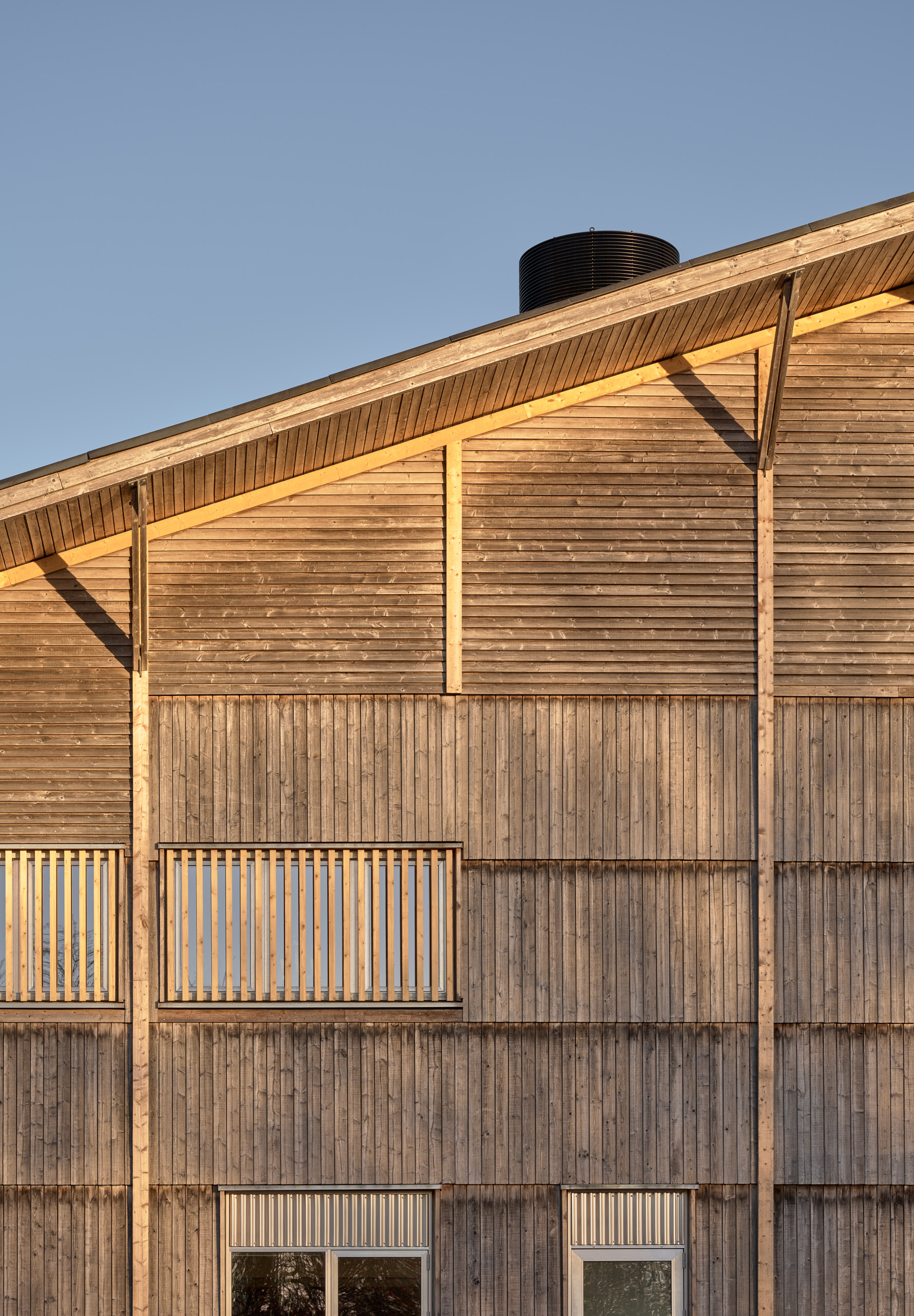 LKR IH Photo Adam Mork 189 L