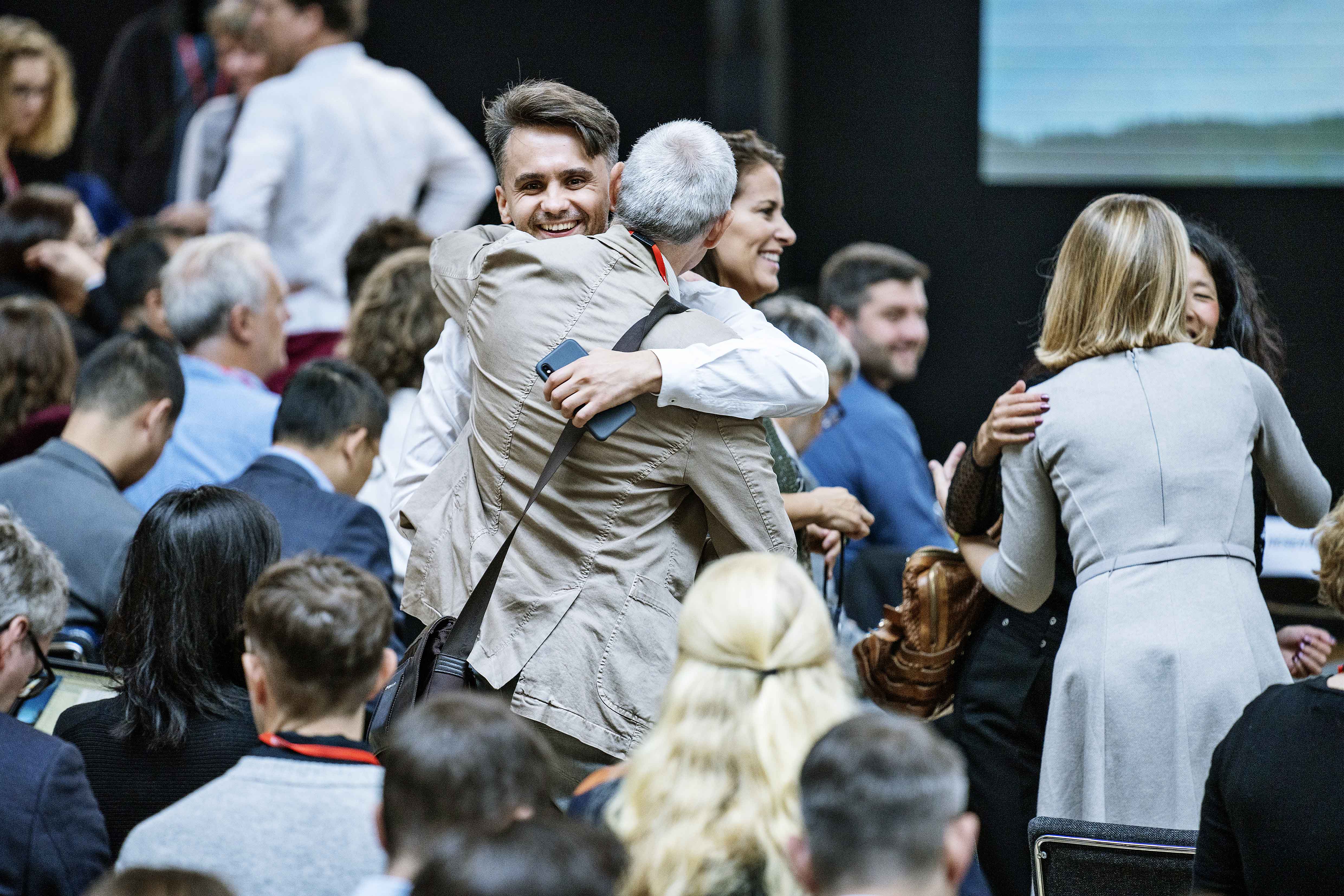 VELUX 191009 PARIS 1260