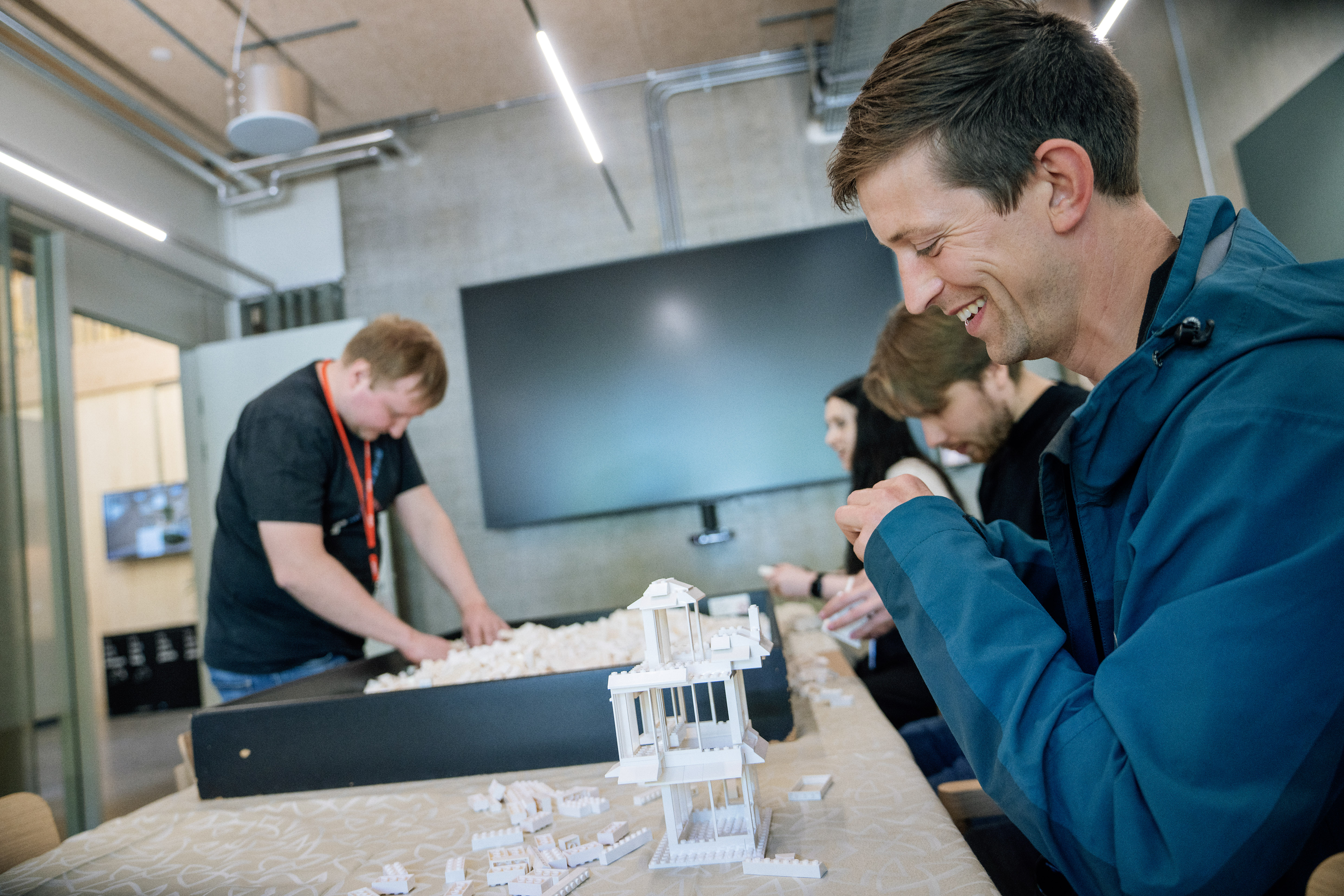 VELUX 250512 LKR INNOVATION HOUSE 2013