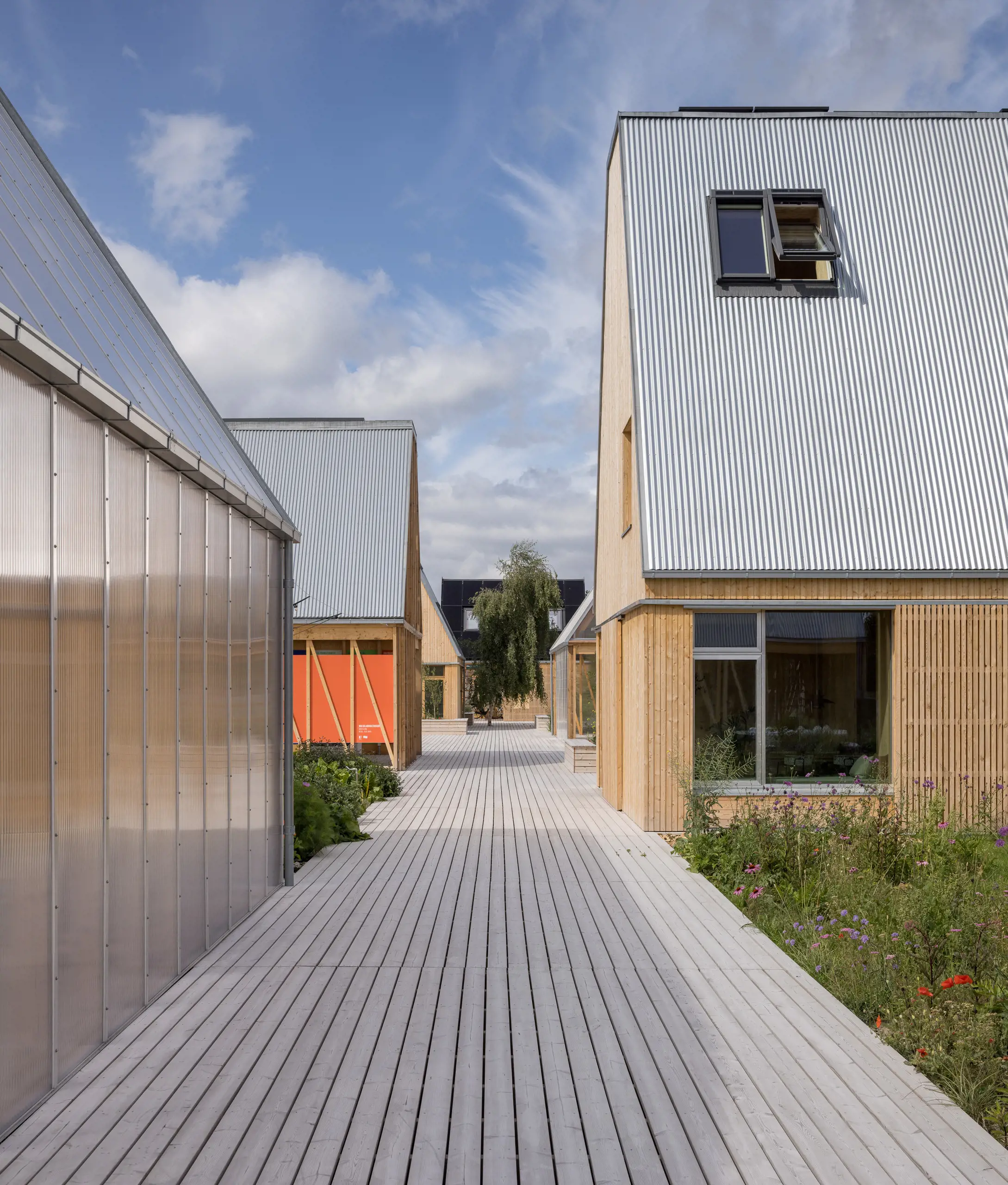 Living Places Temp 471 L