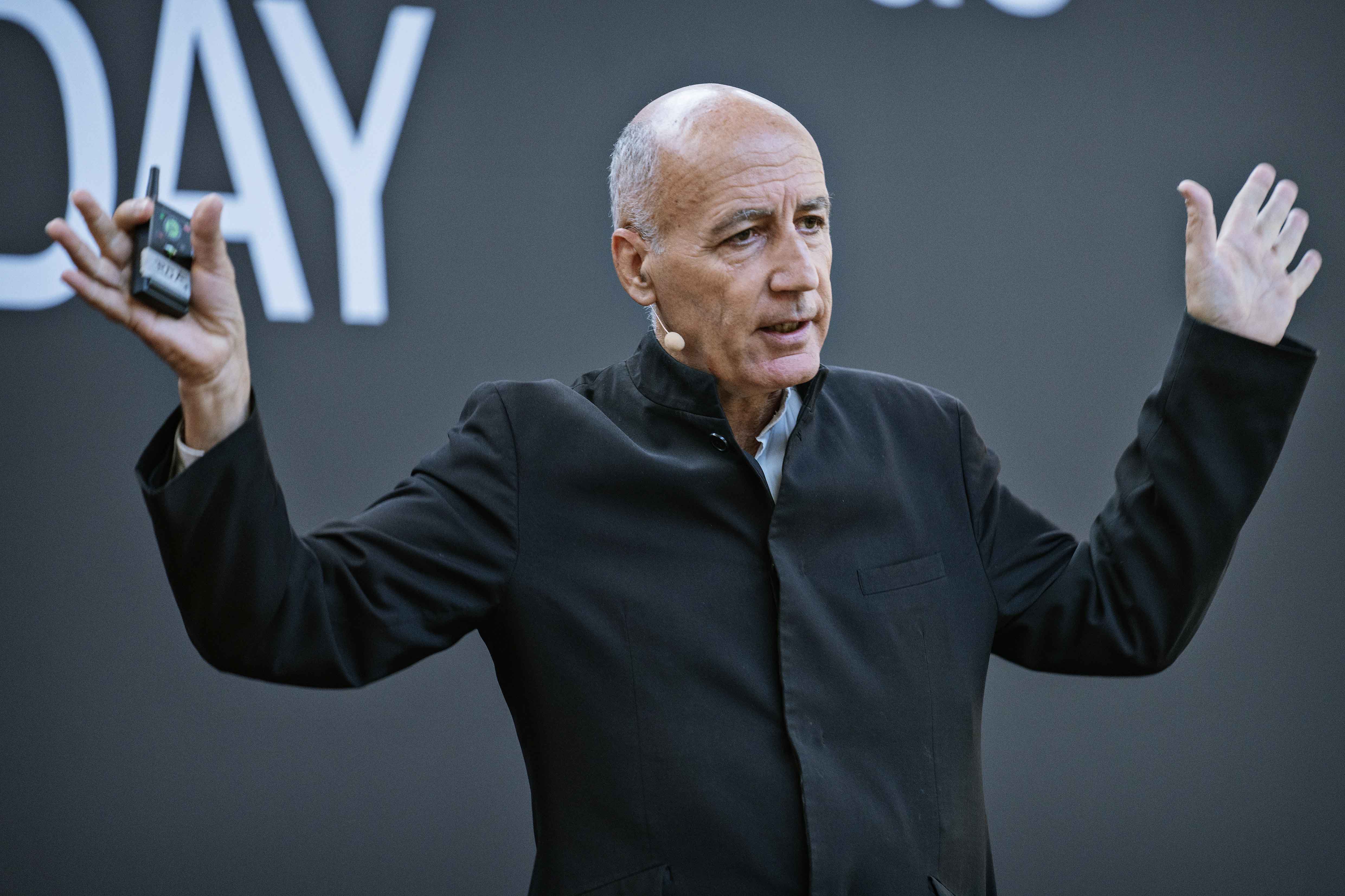 VELUX 191009 PARIS 1425