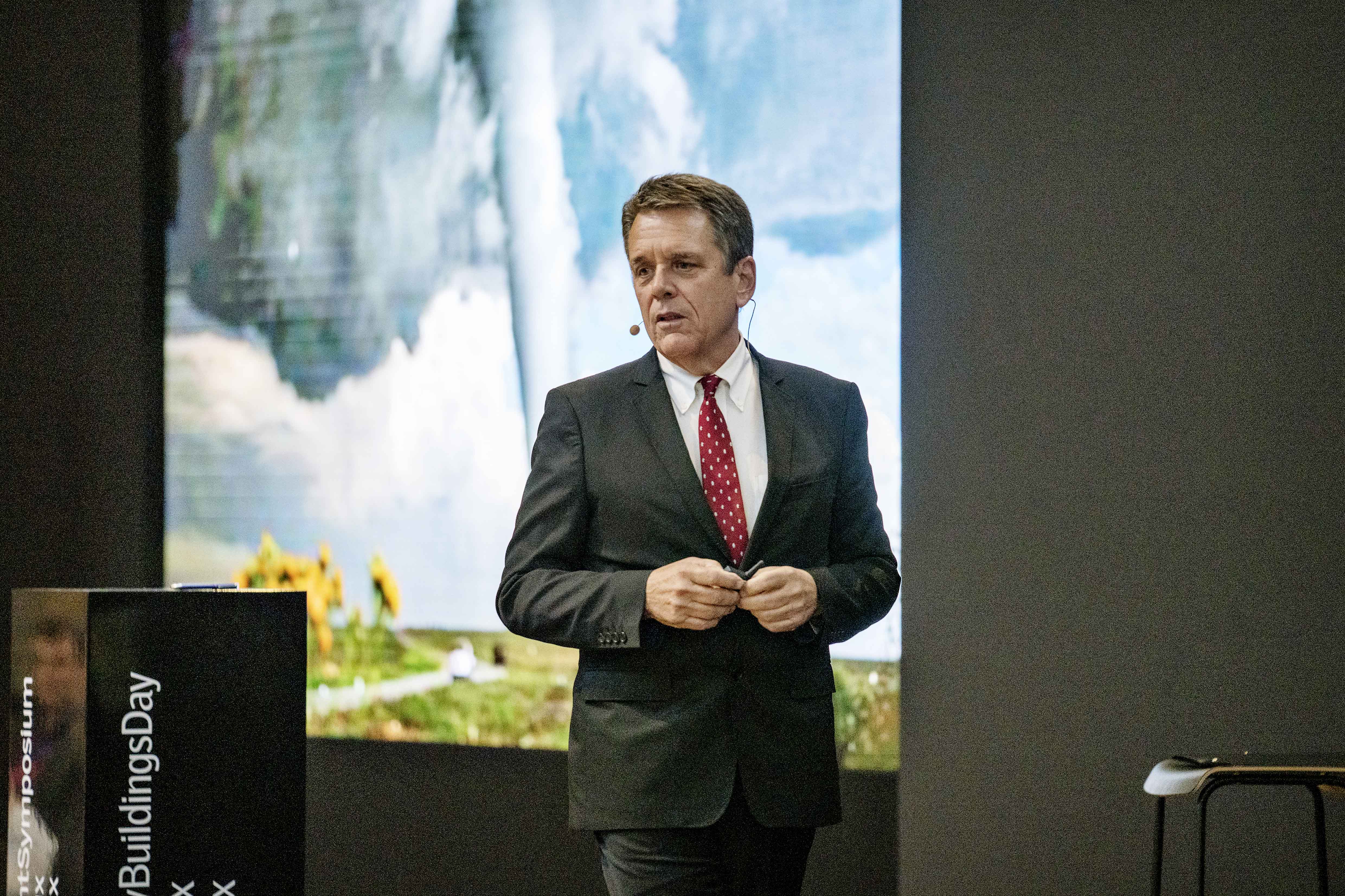 VELUX 191009 PARIS 3246